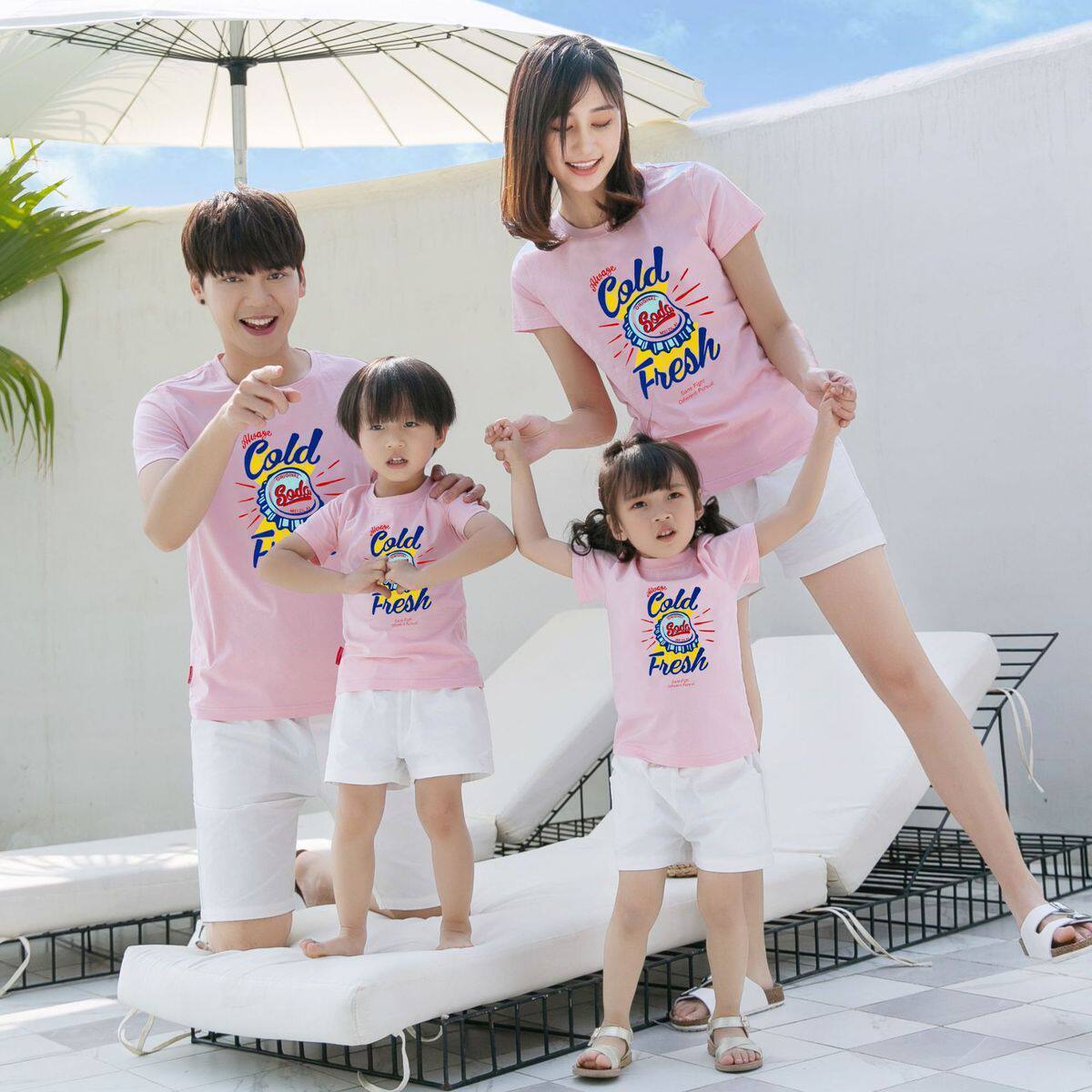 亲子装夏装2019新款出纯棉一家三口四口全家装母子母女装家庭装潮在类目 童装/婴儿装/亲子装, 亲子装/亲子时装中 - 来自Buy2taobao.com提供专业的淘宝代购服务