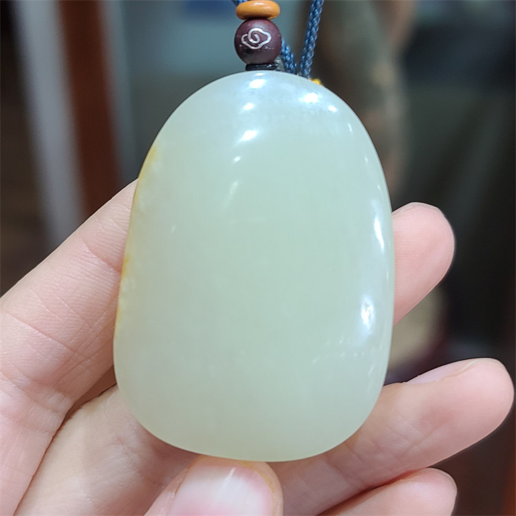 新疆和田青白玉籽料平安无事牌  貔貅观音弥勒佛手把件xx21017