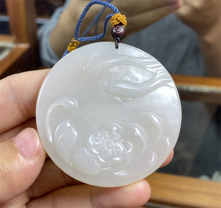 新疆和田白玉籽料荷花佳趣挂件手把件挂件吊坠观音佛xx04004
