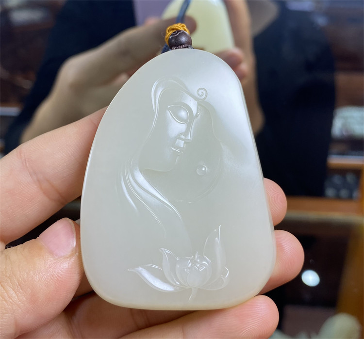 和田白玉籽料清水皮救苦救难荷花观音挂件吊坠宝宝锁xx08020