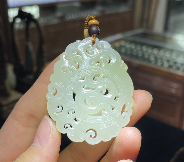 新疆和田白玉山料龙凤吊坠白玉山料男女款挂件龙凤呈祥xd16036