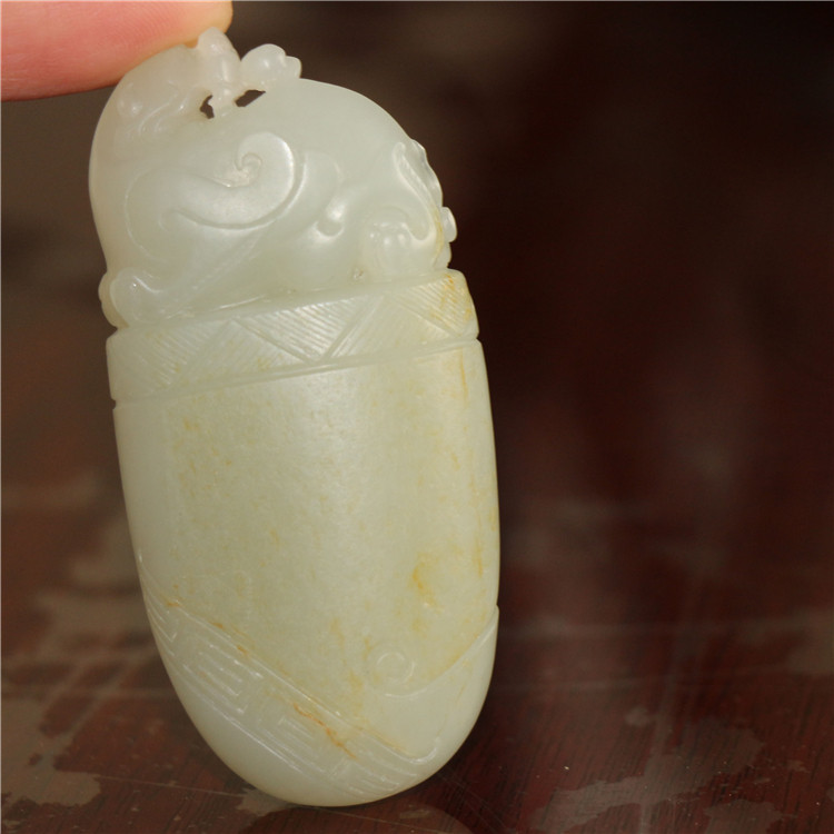 【小石头和田玉】和田白玉籽料 洒金皮吊坠 府上有龙xx17074