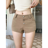 显瘦休闲包臀a字热裤 怪力酱 子 女夏季 高腰修身 美式 辣妹卡其色短裤