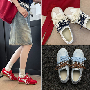 范小络2026春季新款真皮阿甘德训鞋女系带休闲运动板鞋百搭小白鞋