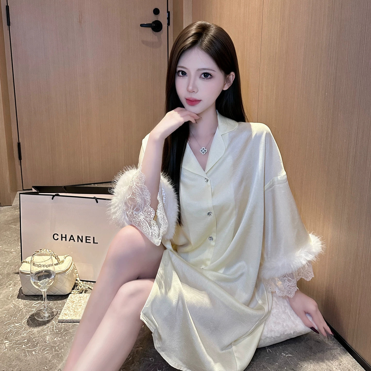 真丝法式蕾丝镂空性感睡衣套装