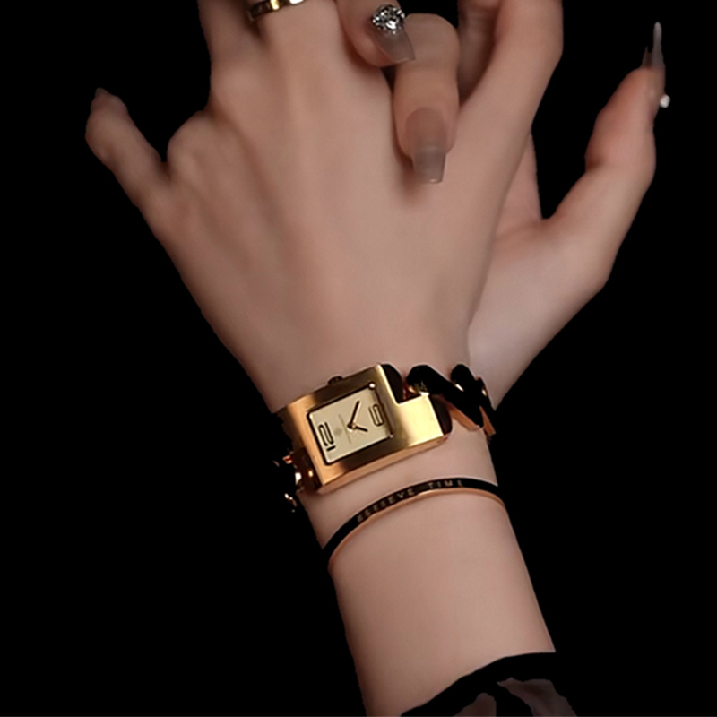 华伦雅宝女士手表进口瑞士石英机芯轻奢小众复古方表气质高级腕表