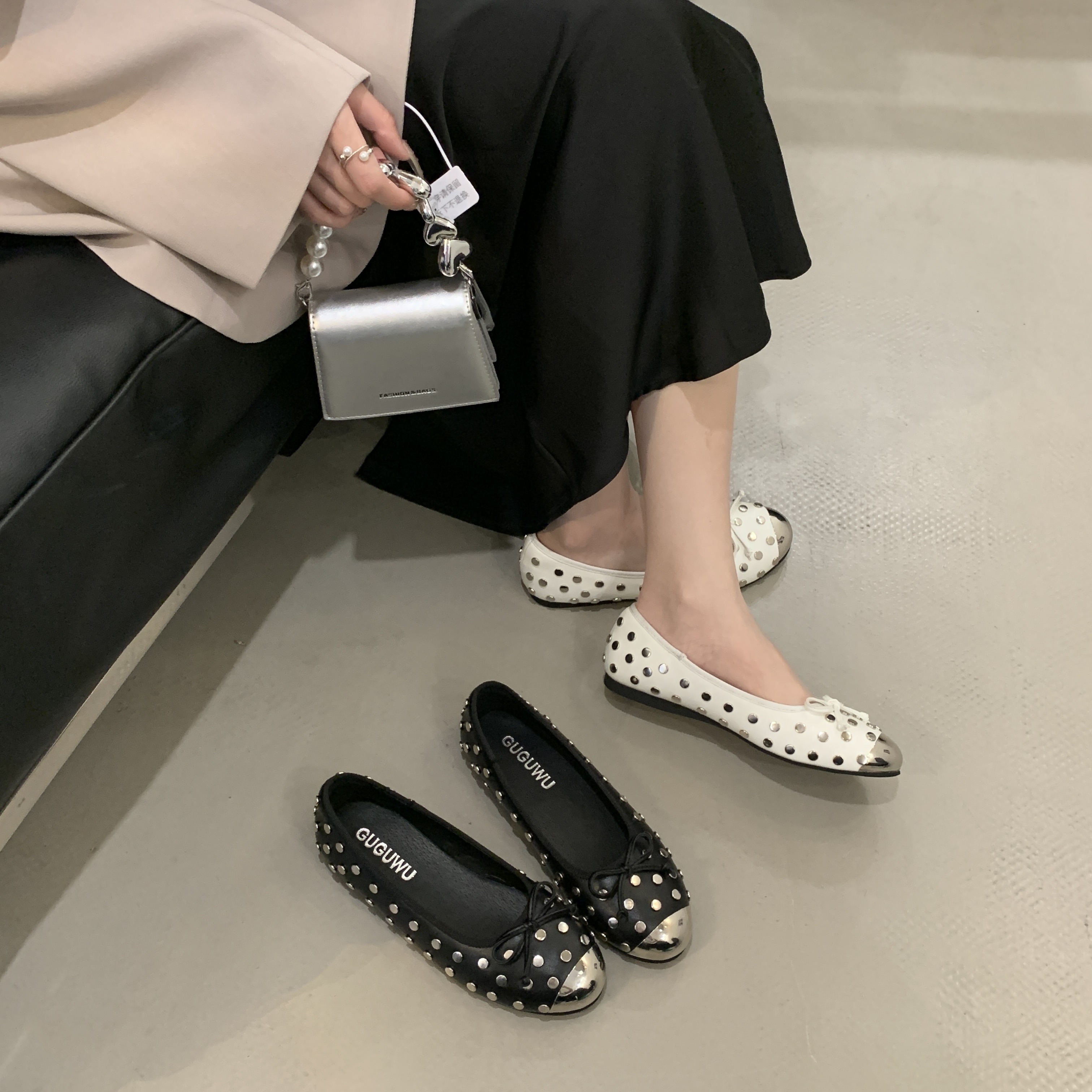 2025新款春季女鞋时尚百搭欧美风铆钉鞋子女蝴蝶结浅口平底单鞋女