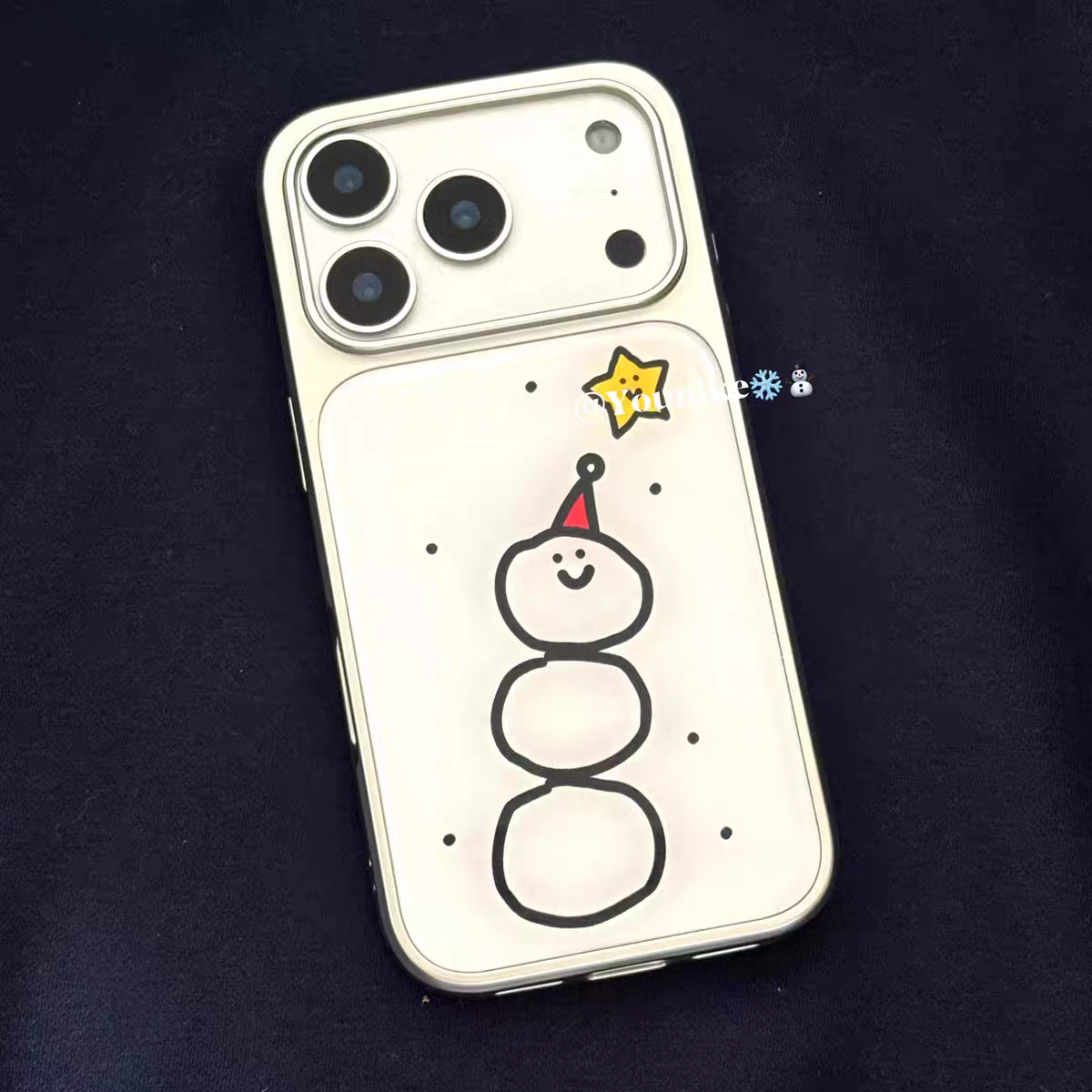 冬季氛围感治愈可爱雪人银边手机壳适用苹果iPhone17promax高级感air保护套小众16plus亮面15pro14防摔13气质