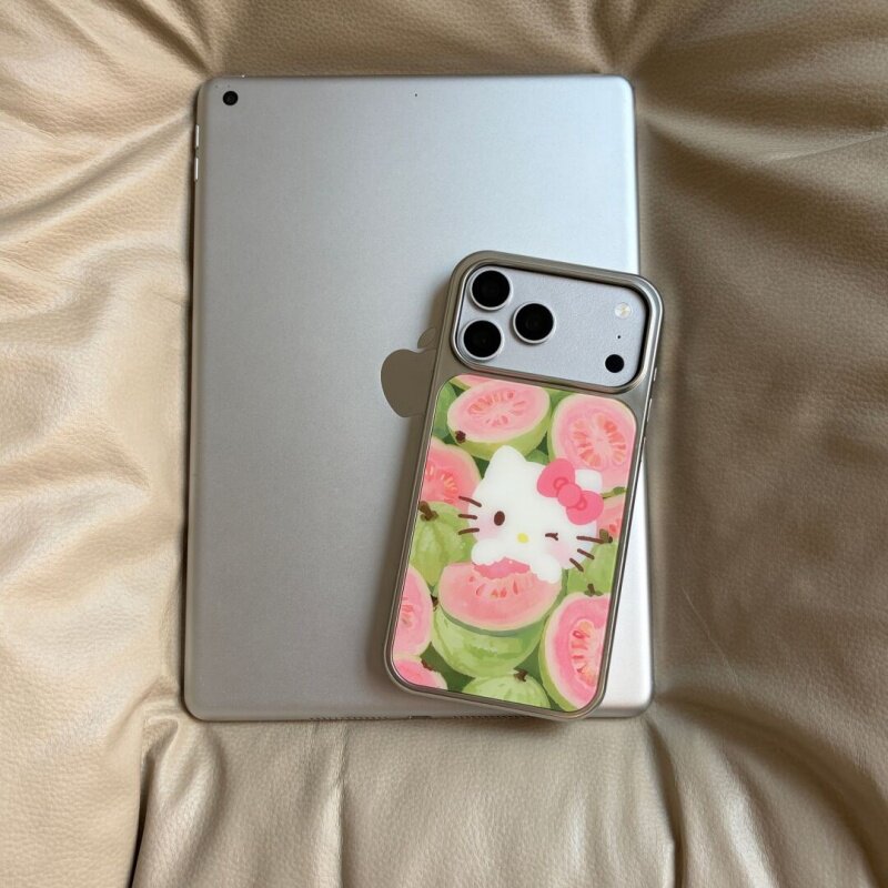 ins风可爱石榴kt小猫电镀银磁吸适用苹果iPhone17promax手机壳1615pro小米1415Pro华为mate60p70三星S23防摔