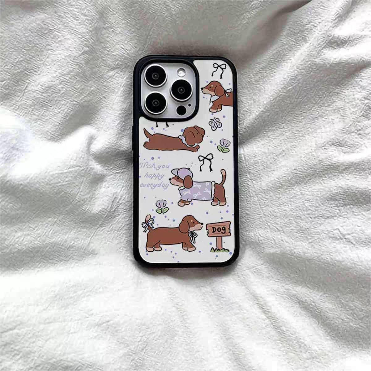 原创紫色帽子腊肠狗亚克力黑边适用苹果iPhone16promax手机壳15pro小米14Pro保护套华为mate60P70防摔三星S23