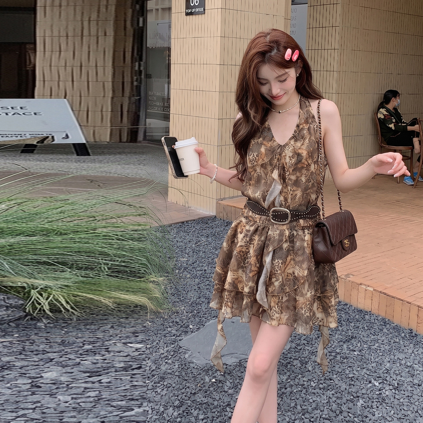 2026夏季新款棕调印花挂脖连衣裙6101-P125-K208,女装连衣裙,浙宝115