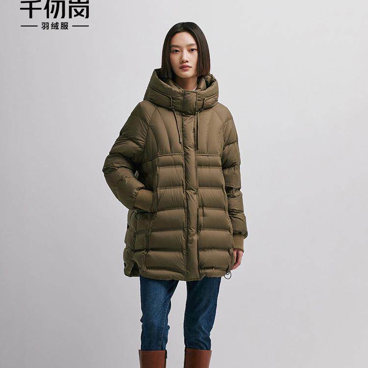 千仞岗女士连帽送妈妈款简约直筒中老年美拉德加厚保暖羽绒服外套