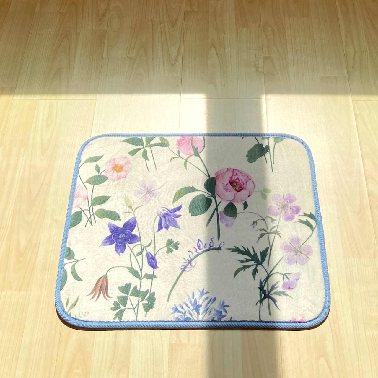 外贸日本原单轻奢法式花卉田园风柔软亲肤加厚吸水地毯脚垫过门垫