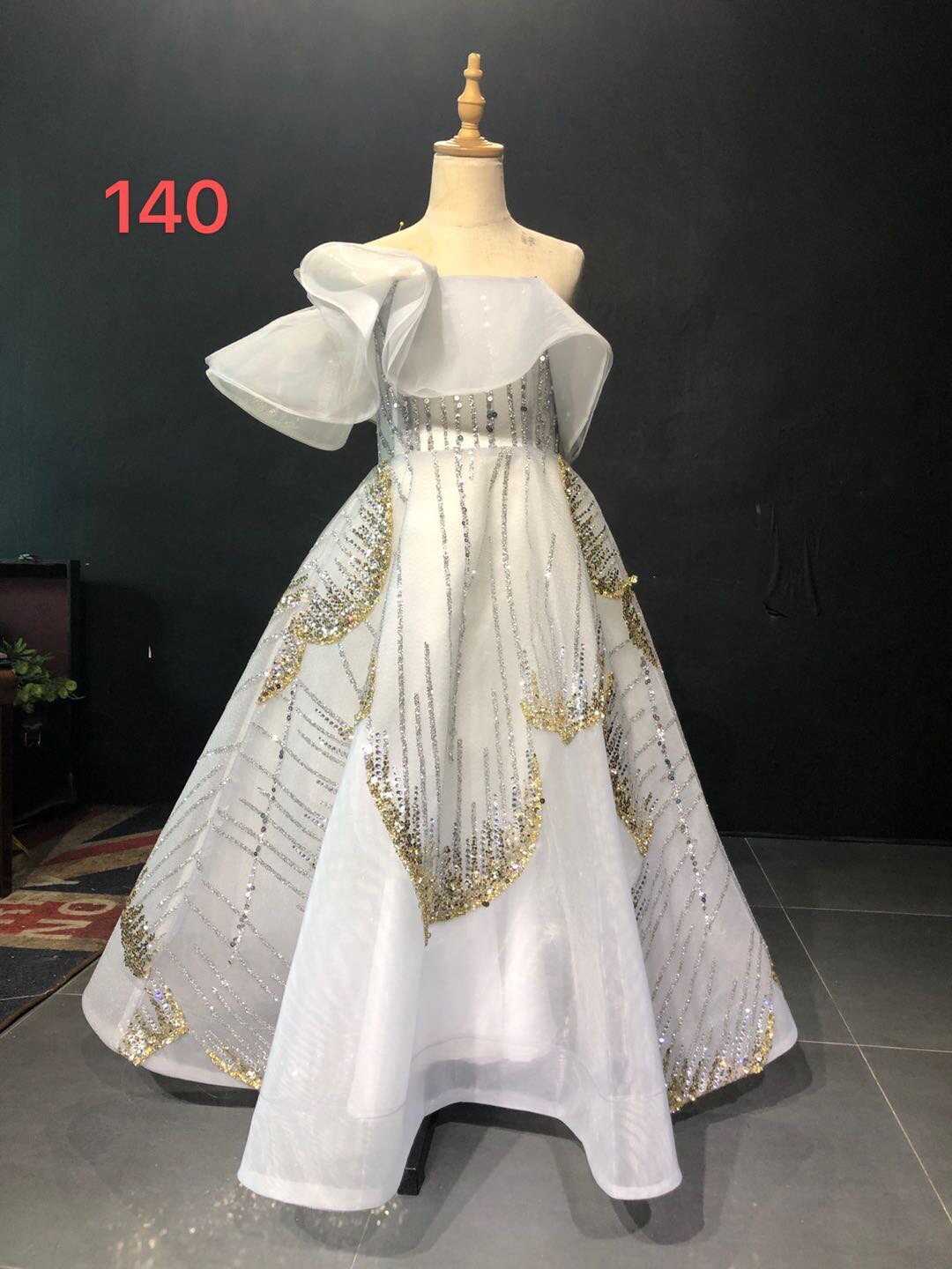 舞加舞服装出租 儿童款银色亮片大裙摆礼服,亲子装走秀平面拍摄