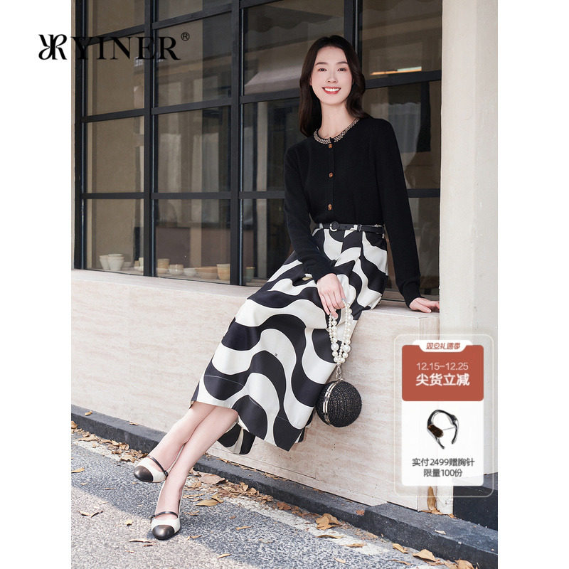 【1996系列】YINER音儿冬季美拉德羊毛羊绒钉珠领针织衫