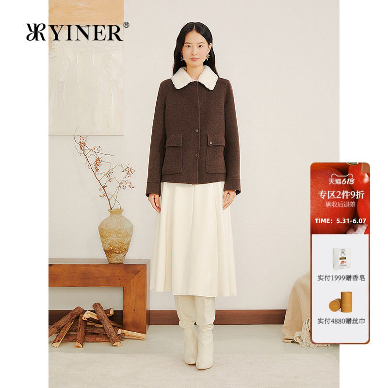YINER音儿专选女装冬季复古巴恩风羊毛羊绒混纺拼接毛领外套