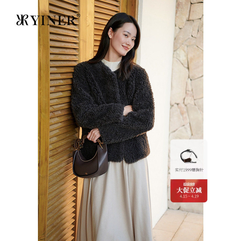 YINER音儿专选女装冬季法式时尚短款圆领美丽诺环保羊毛皮草外套