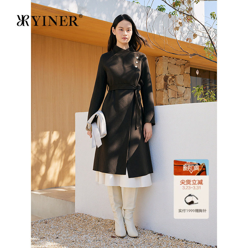 YINER音儿专选2025冬季新款纽扣斜门襟羊毛羊绒混纺双面呢大