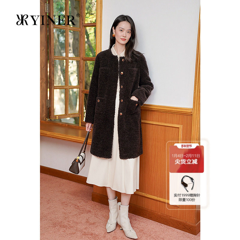 YINER音儿专选2025春季新款雅丹风中长款环保羊毛皮草大衣外