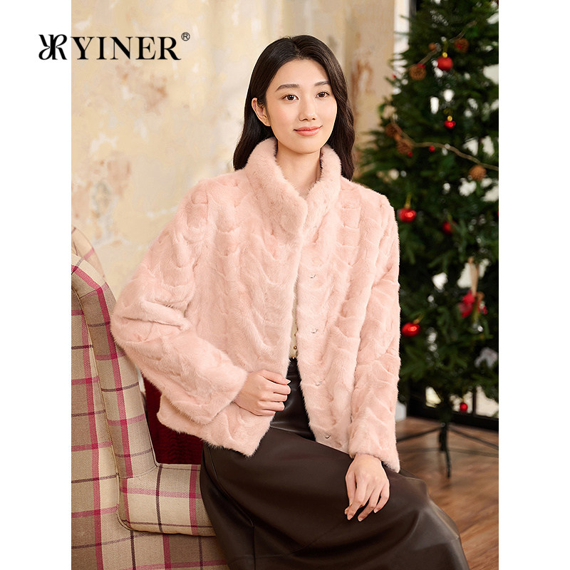 YINER音儿专选2025冬季新款月牙纹短款立领母貂拼貂水貂毛皮草