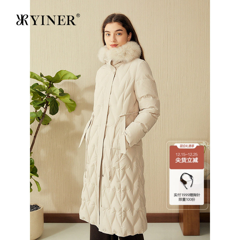 【90云感】YINER音儿专选2025春季新款保暖蓬松狐狸毛领长