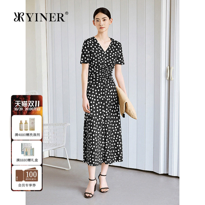YINER音儿女装夏季法式优雅V领高腰波点茶歇桑蚕丝连衣裙