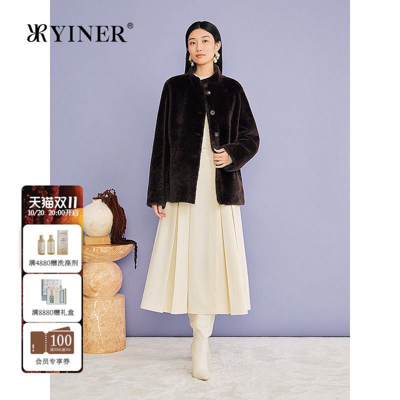 YINER音儿专选2026冬季新款法式复古奢感立领羊皮毛一体皮草外套