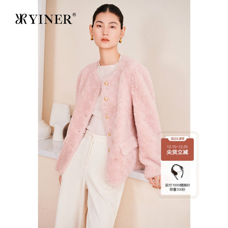 YINER音儿专选2025春季新款小香风珊瑚粉保暖环保羊毛皮草外