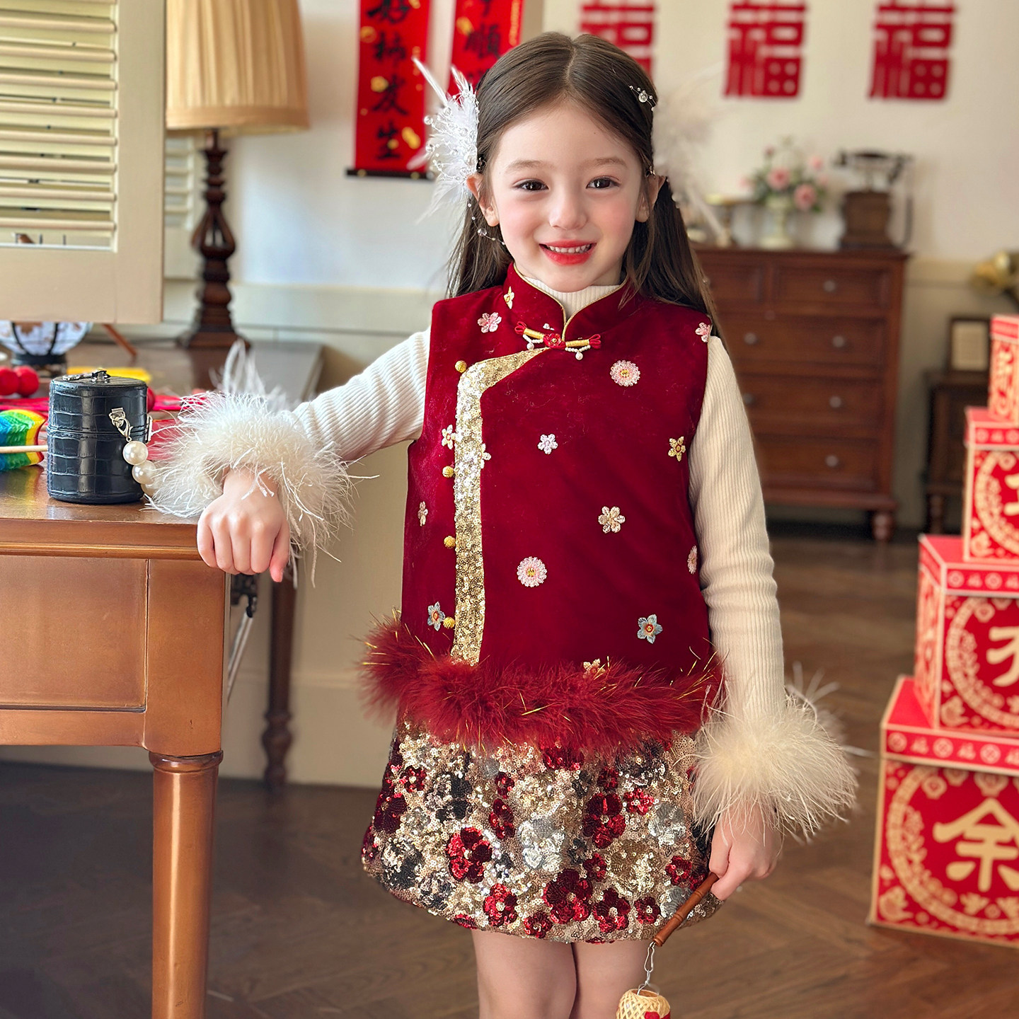 栀了成长记女童装唐装红色刺绣马甲2025冬季儿童国风夹棉无袖上衣,童装/婴儿装/亲子装,唐装,淘宝优惠券,粉丝福利购,淘宝优惠卷