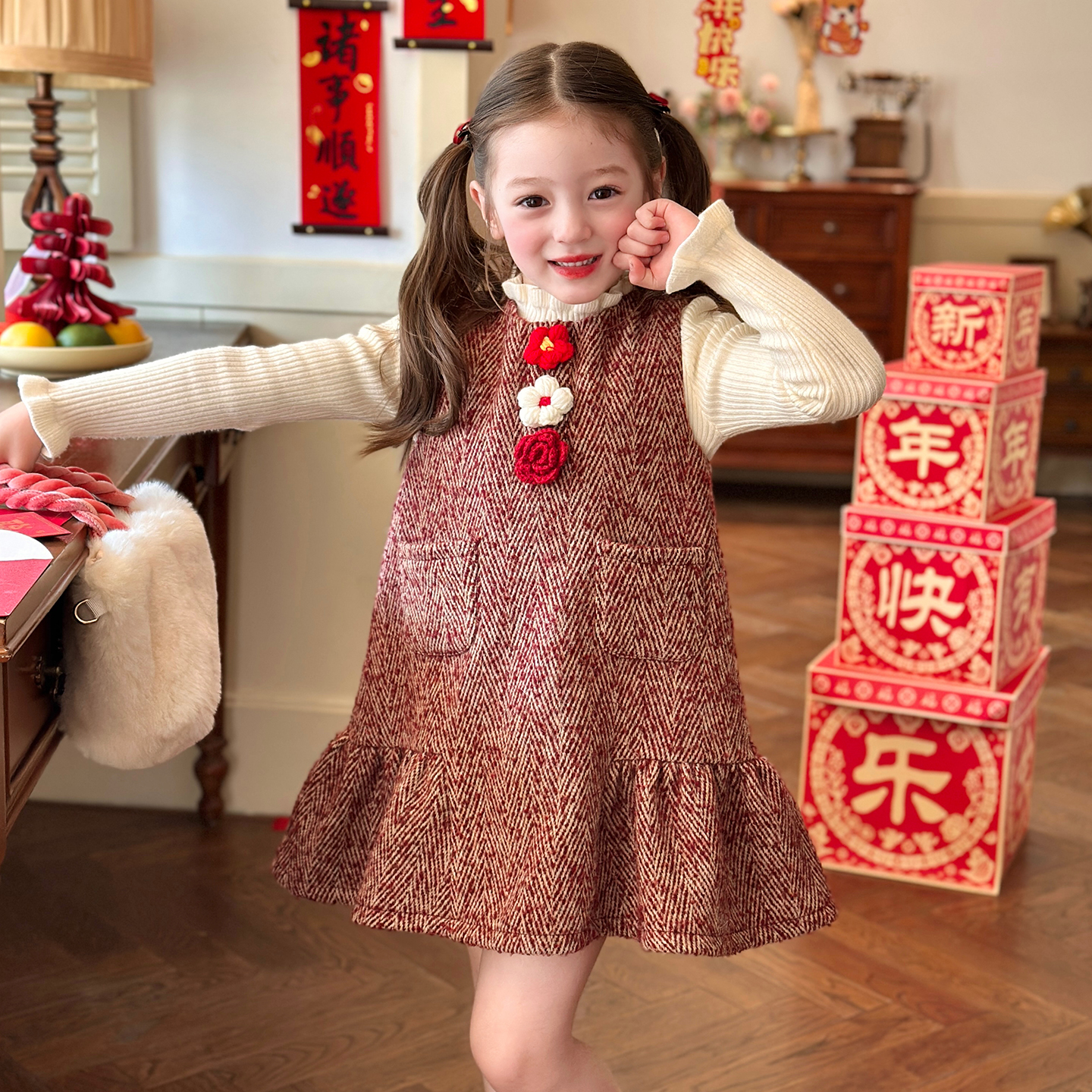 栀了成长记女童冬季加绒背心裙