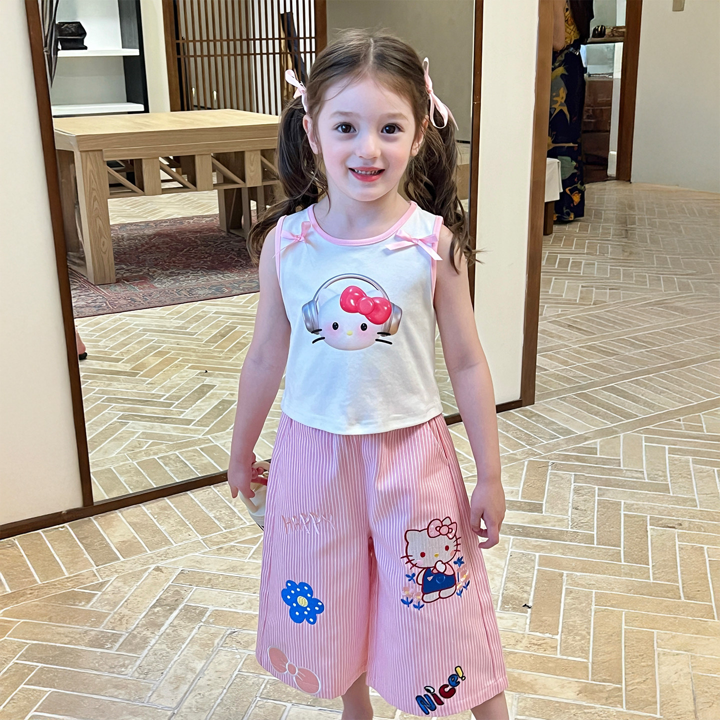 栀了成长记童装女童卡通KT猫套装儿童宝宝无袖背心刺绣裤子两件套,童装/婴儿装/亲子装,套装,淘宝优惠券,粉丝福利购,淘宝优惠卷