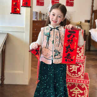 栀了成长记童装女童新中式夹棉唐装上衣2026春装国风丝绒刺绣马甲