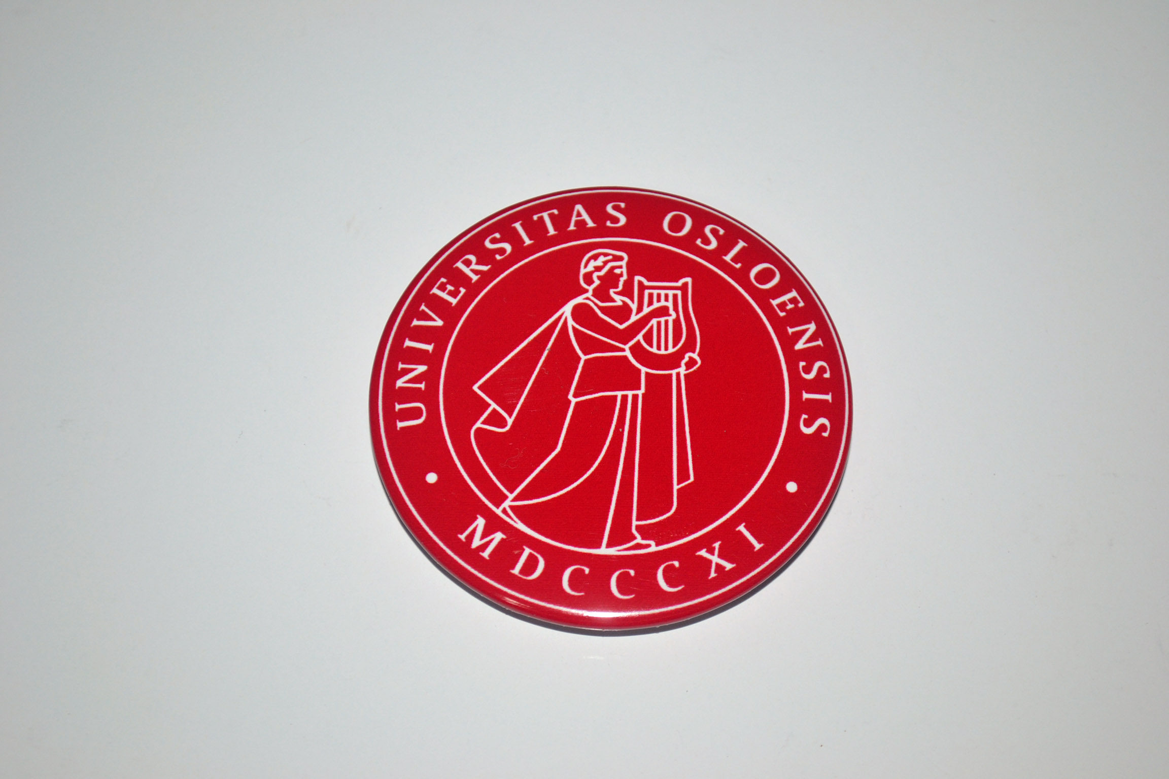 世界名校周边 奥斯陆大学 徽章胸针胸章冰箱贴启瓶器 现货可定制