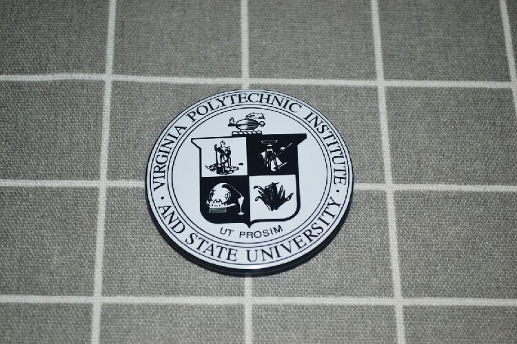 文化周边 弗吉尼亚理工大学 校徽徽章胸章胸针冰箱贴贴纸 可定制