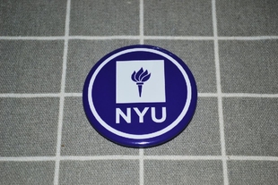 文化周边 纽约大学 校徽徽章胸章胸针冰箱贴启瓶器贴纸 可定制