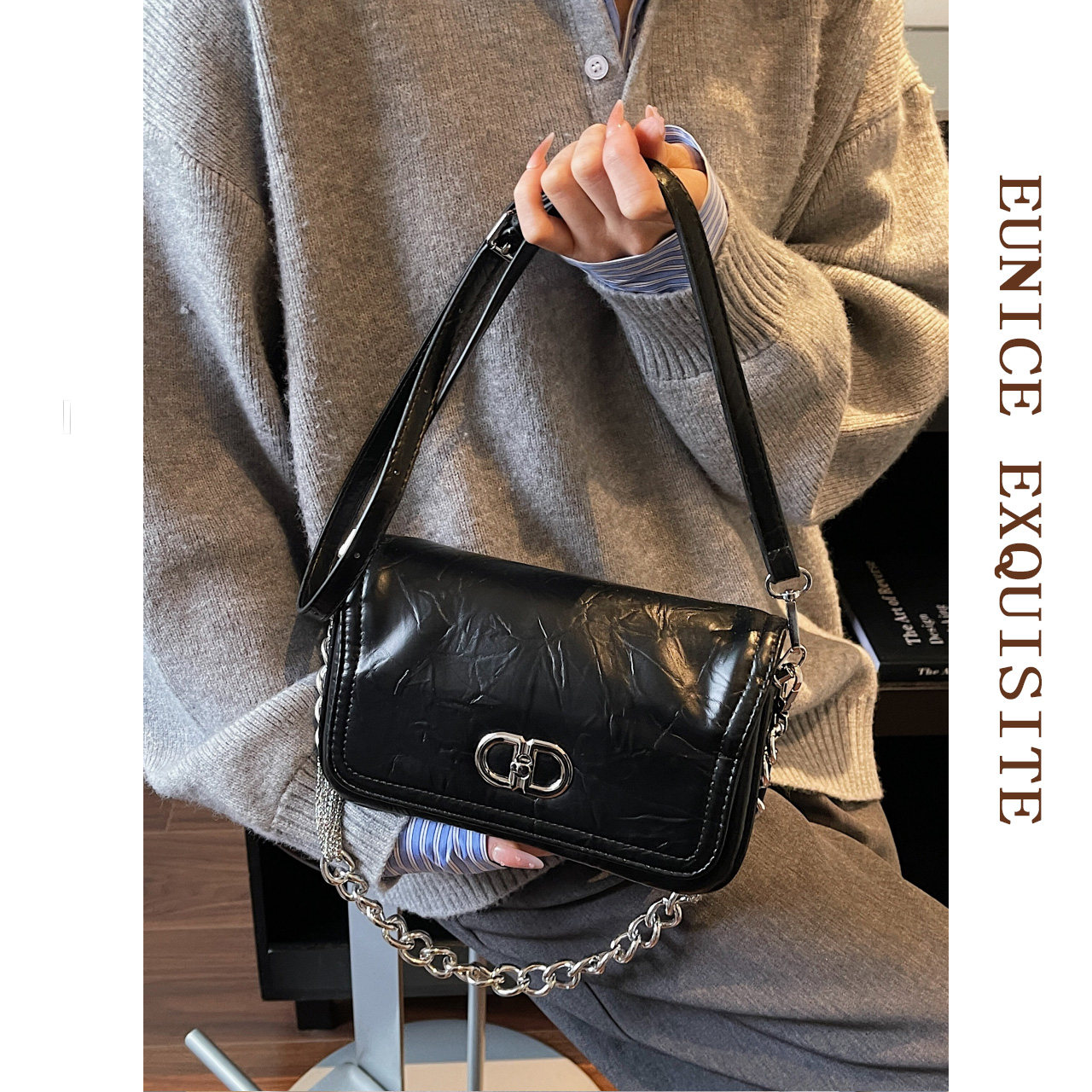 轻奢小众斜挎包包女款复古真皮单肩手提包油蜡皮链条包盖式小方包