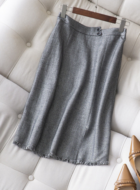 高阶精英气质慢慢灰色拉须半裙24年春季新款微A版型开叉半身裙女