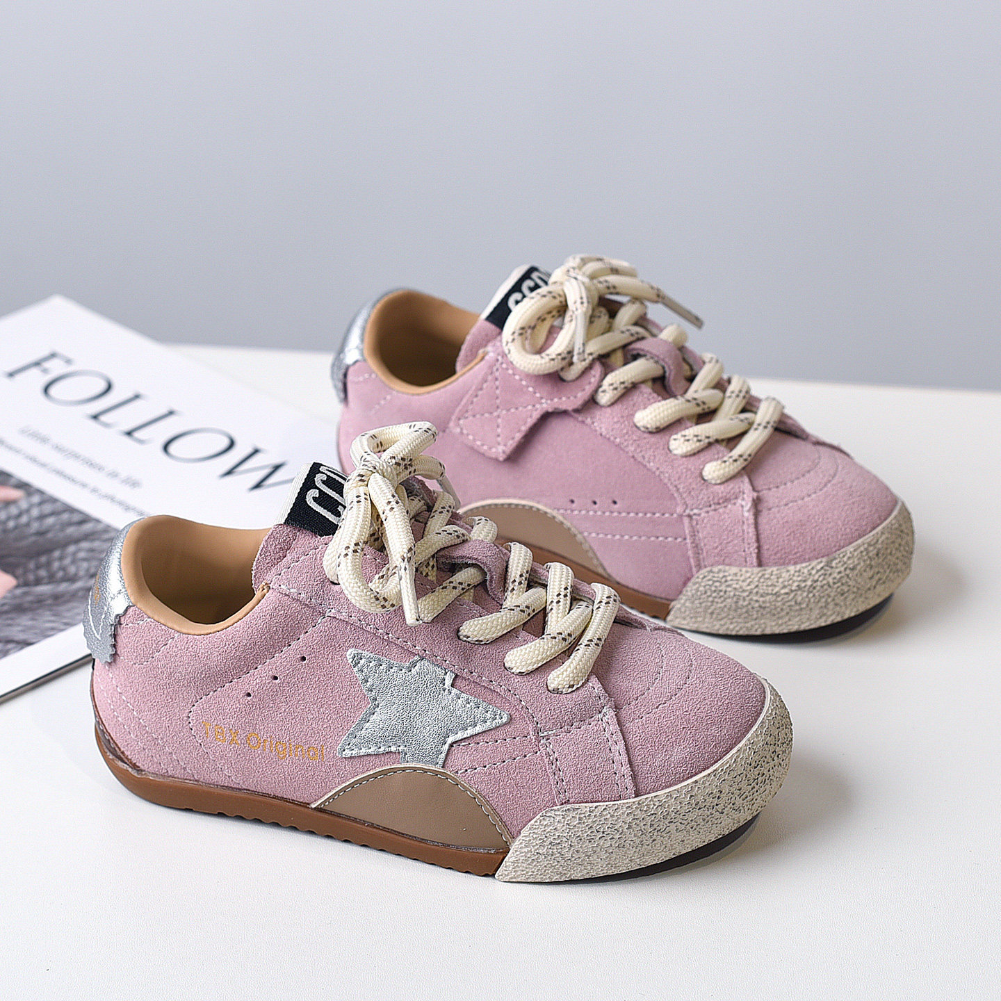 真皮红色女童板鞋小孩子秋季新款中大男儿童运动鞋子软底宝宝跑鞋