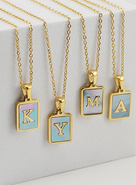 欧美钛钢26英文字母项链18K不锈钢蓝色贝壳吊坠锁骨链女珍珠母贝