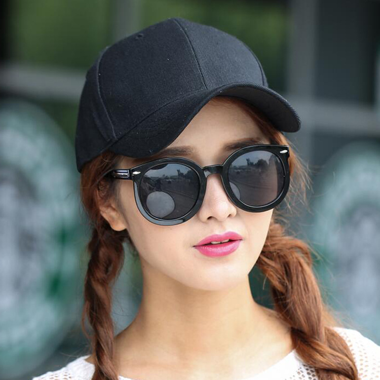 纯色鸭舌帽黑色棒球帽女韩版休闲百搭遮阳帽男春夏明星同款帽子潮