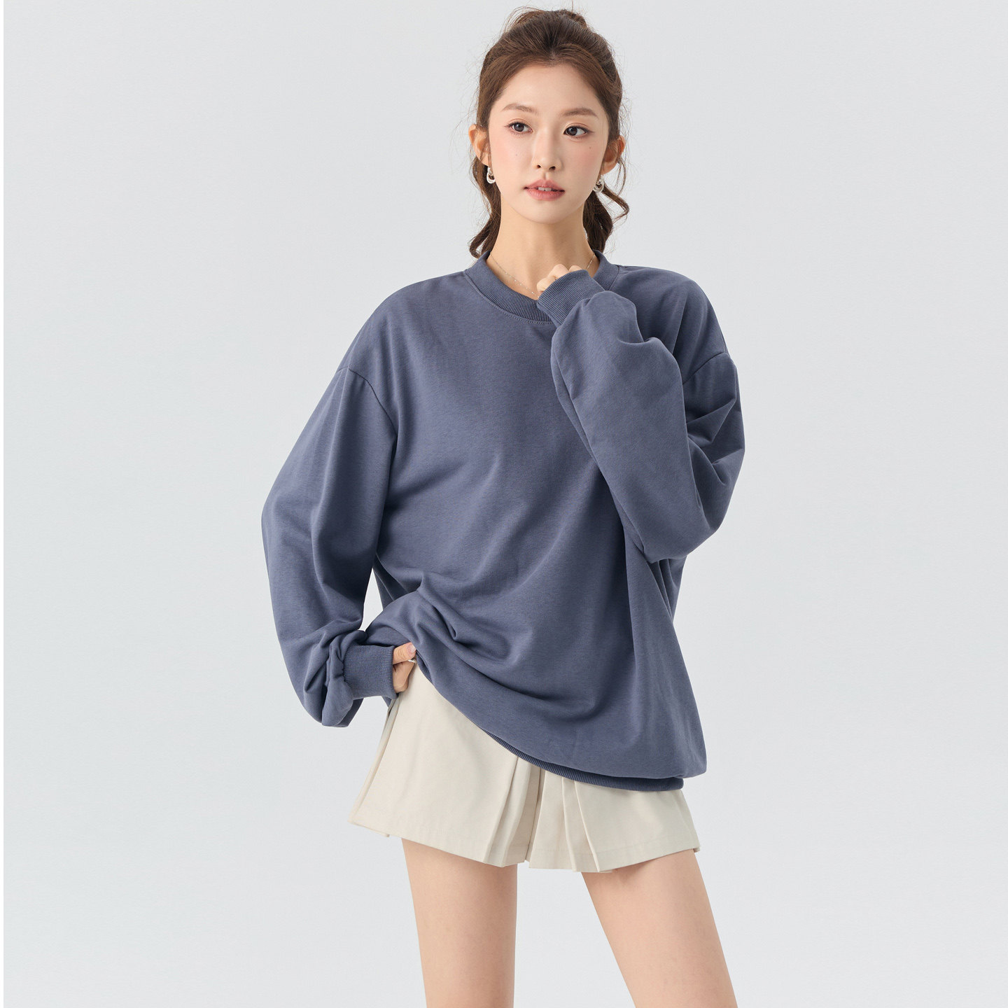 秋冬慵懒风宽松保暖圆领卫衣女