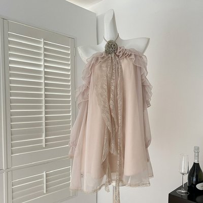 kubiliv花期如梦浪漫氛围手工蕾丝花朵荷叶边挂脖绑带连衣裙