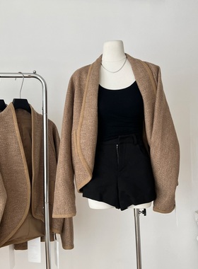 KARA批发/韩雨嘉Manc法式羊毛翻领毛呢外套女秋短款宽松驼色上衣