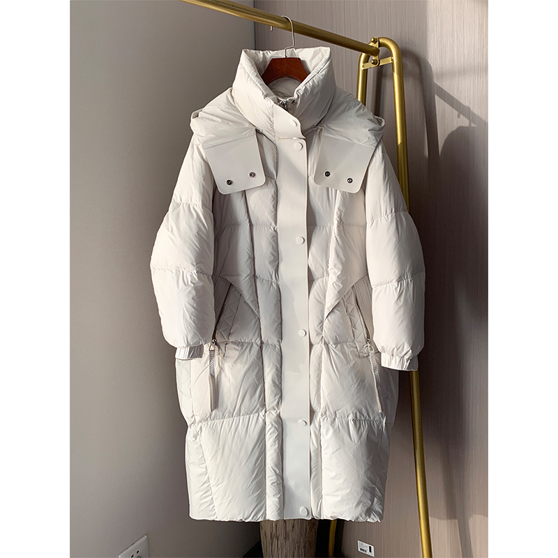 纤依百秀【龙】高充绒量宽松廓形羽绒服 6606