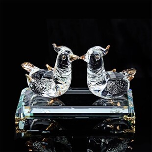 水晶天鹅鸳鸯摆件一对摆件轻奢高级感摆件家居客厅卧室结婚装饰品