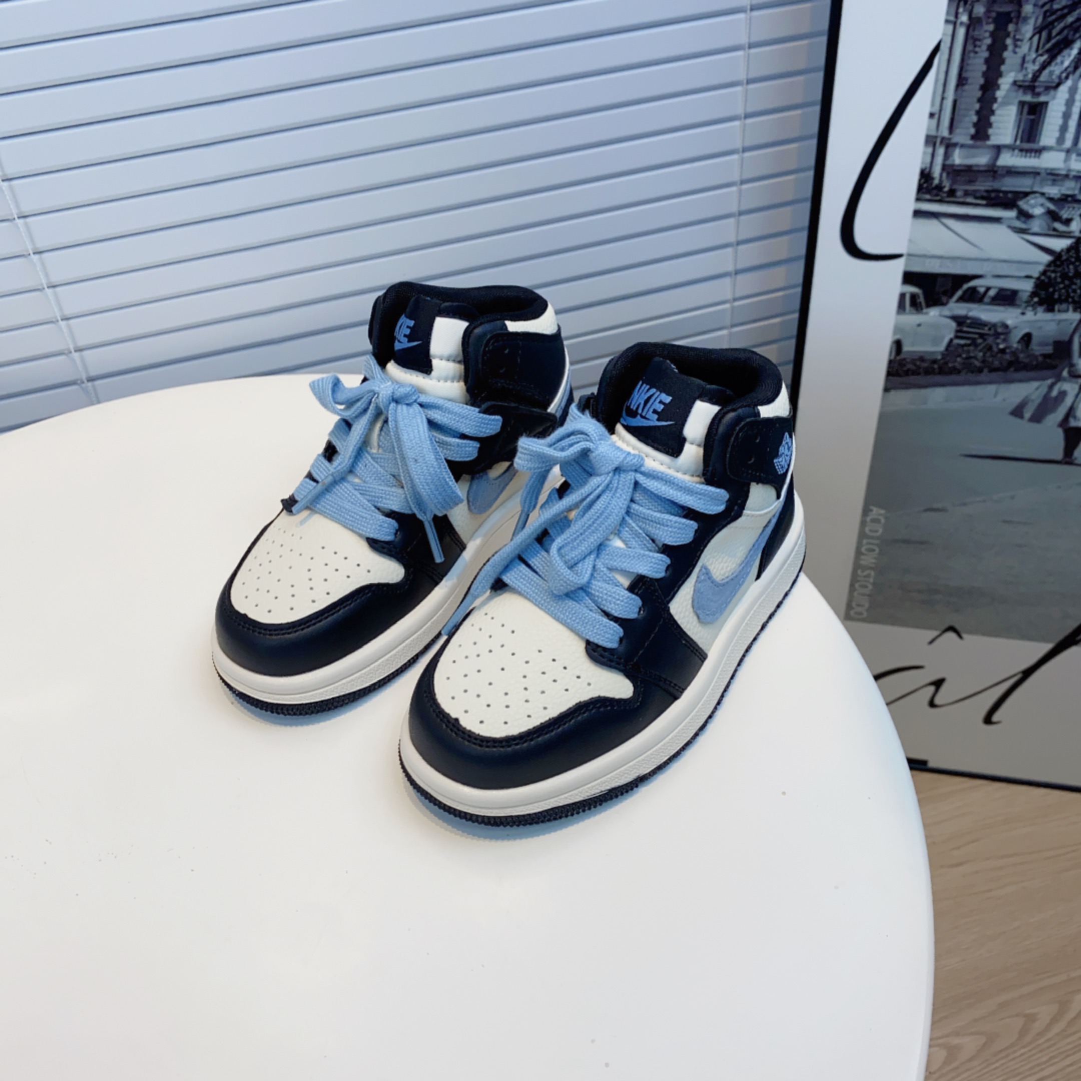 2025秋季女童板鞋低帮女孩子学生鞋勾勾鞋跑步鞋男童休闲鞋韩版潮