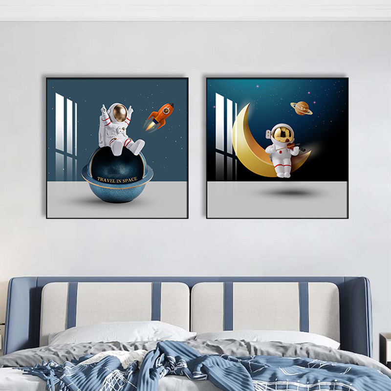 现代卧室床头装饰画 画太空人遨游太空卡通儿童房挂画 画男孩卧室