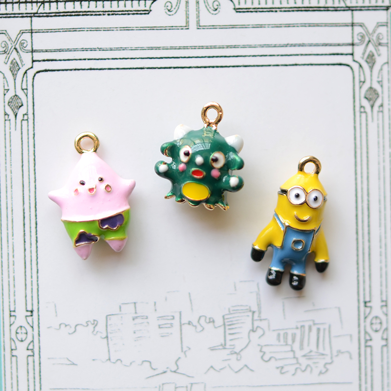 HJ29 小黄人派大星金色滴油 高品质精致小挂件吊坠饰品配件 1个