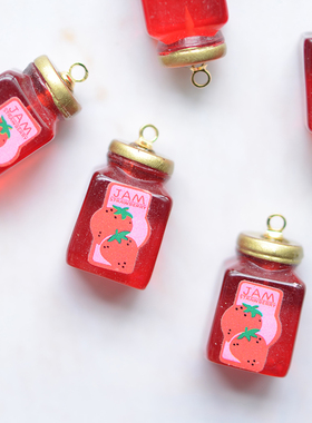 SW02 迷你红色草莓果酱瓶 日系食玩树脂吊坠DIY手工材料配件 1个