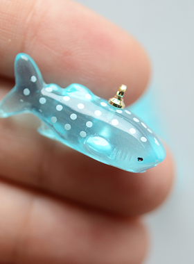 NZ27 卡哇伊夏日蓝色鲸鱼吊坠 DIY手工耳饰饰品钥匙扣配件 1枚